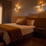 Golden Mirror 라메구