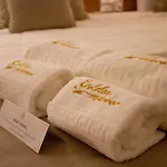 Golden Mirror B&B 라메구