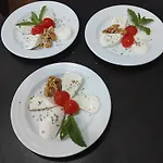 Golden Mirror 4* 라메구