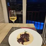 Bed & Breakfast Golden Mirror 4*