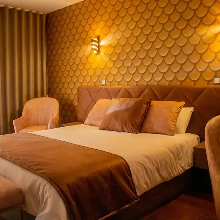 Bed & Breakfast Golden Mirror *
