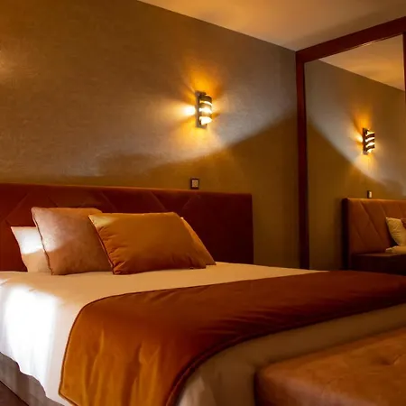 Golden Mirror Bed & Breakfast Lamego