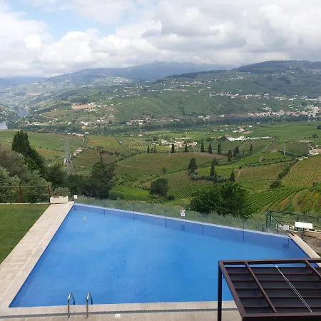 Golden Mirror Frühstückspension