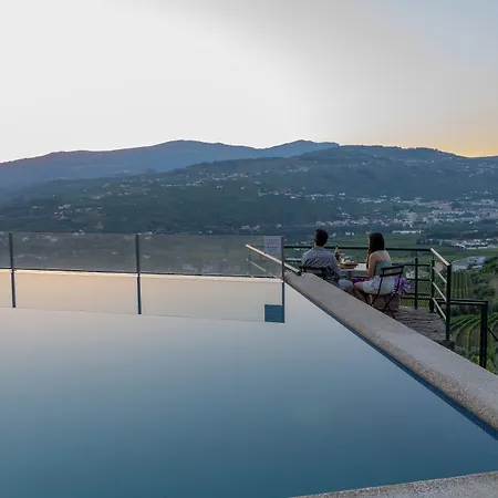 Bed & Breakfast Golden Mirror Lamego