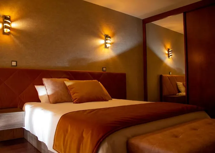 Golden Mirror Bed & Breakfast Lamego