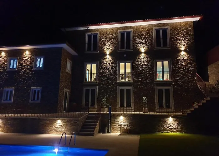 Golden Mirror Bed & Breakfast Lamego