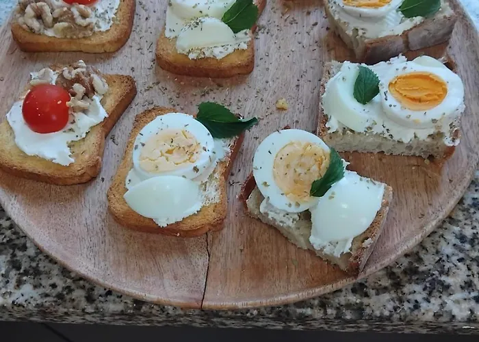 Golden Mirror Couette-café