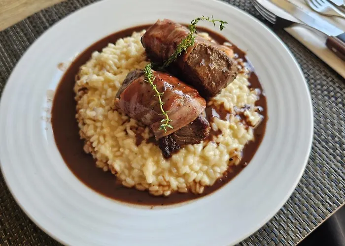 Golden Mirror Lamego